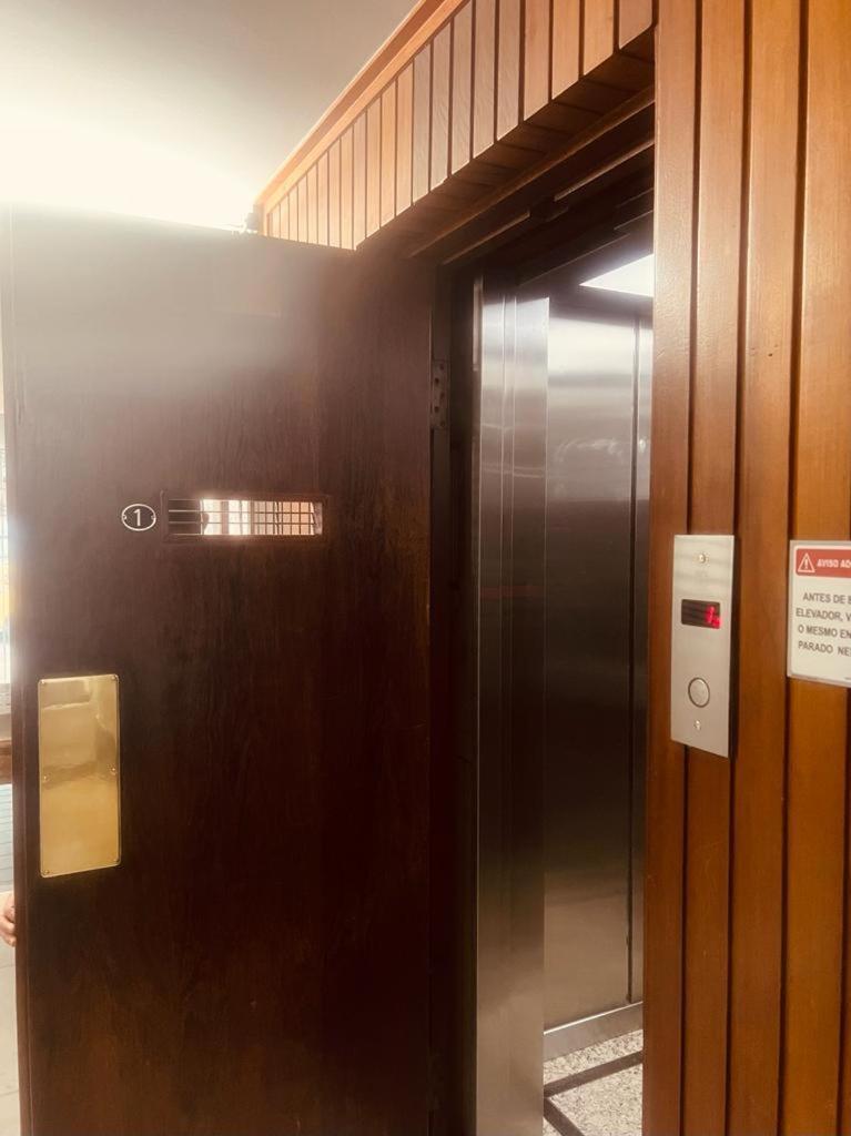 Ap Maravilhoso Quarto E Sala Leblon Recem Reformado Ate 4 Pessoas Na Ataulfo De Paiva Rio de Janeiro Eksteriør bilde